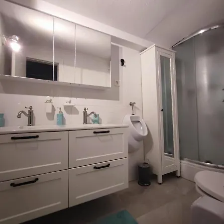 Kimano Apartmans